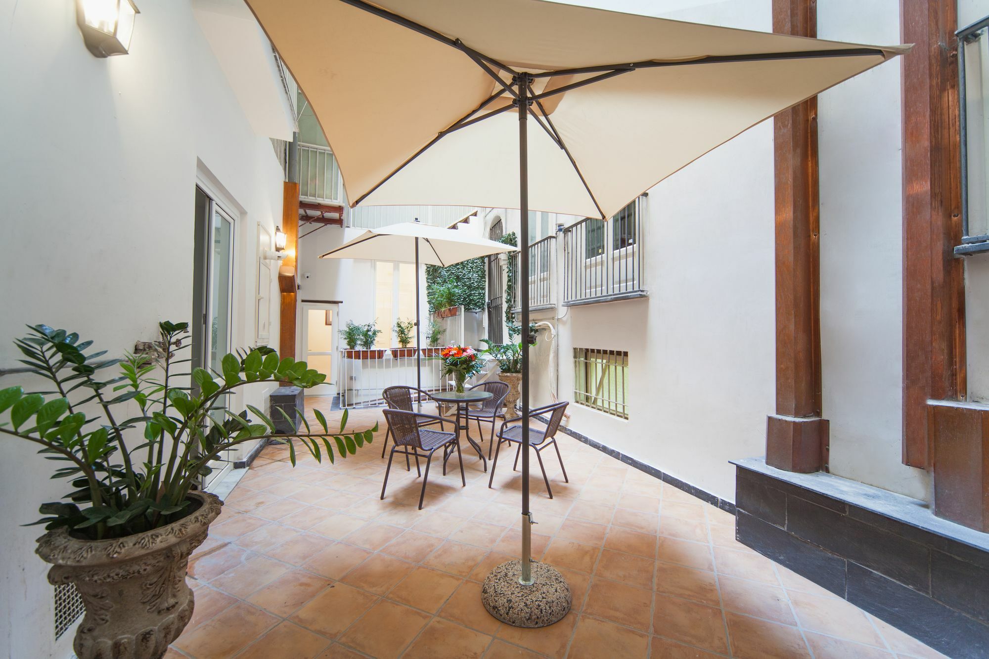 Palazzo Marigliano - Rooms & Suites ナポリ エクステリア 写真